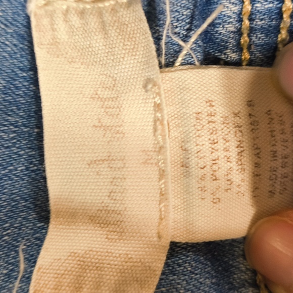 10 Items/$10 Stylish Blue Women's Jeans - Picture 3 of 6